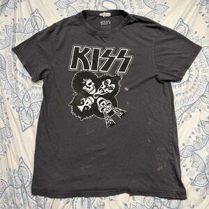 Kiss Shirt Medium